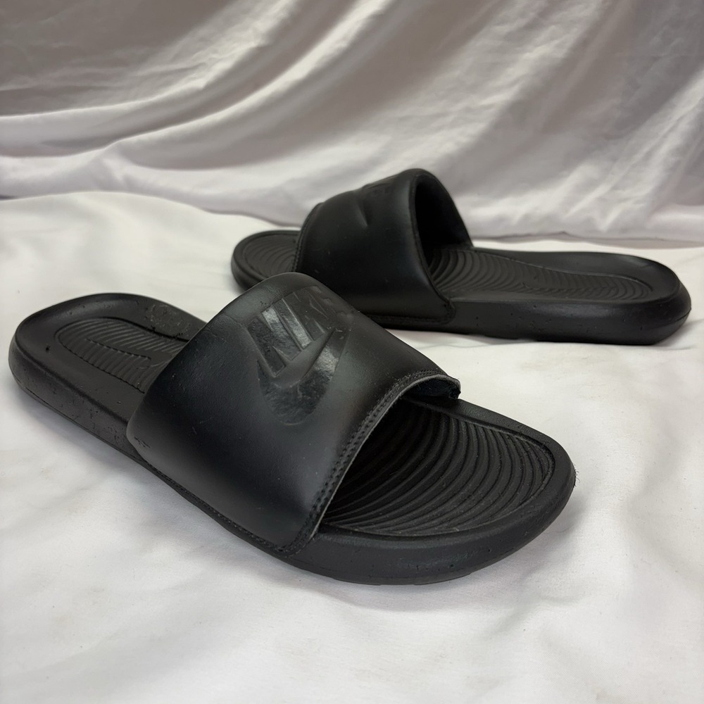 Nike Victori One Slide Shoes Men's US 10 EU 44 Black Comfort Sandals CN9675-003